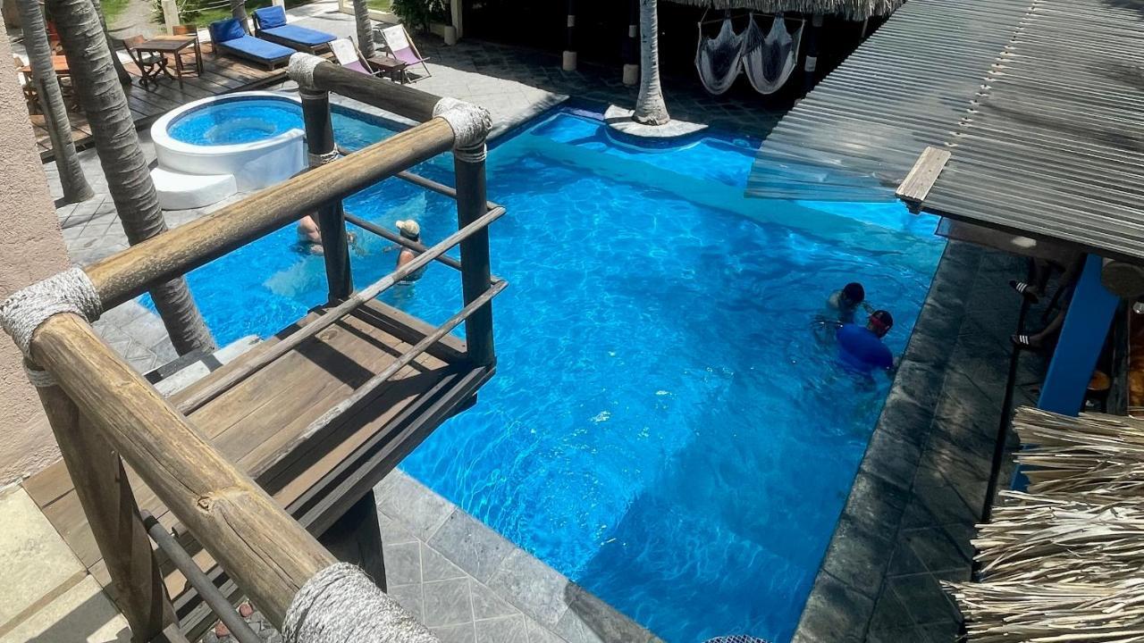 Johnnys Place Hotel Monterrico Zewnętrze zdjęcie